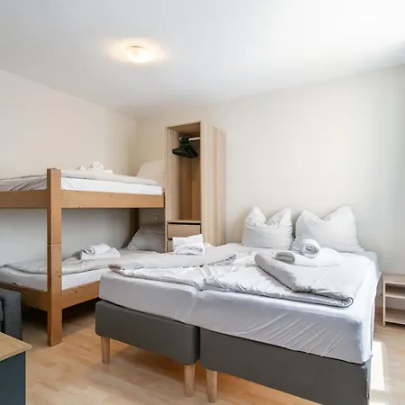 Town House 1 Apartament